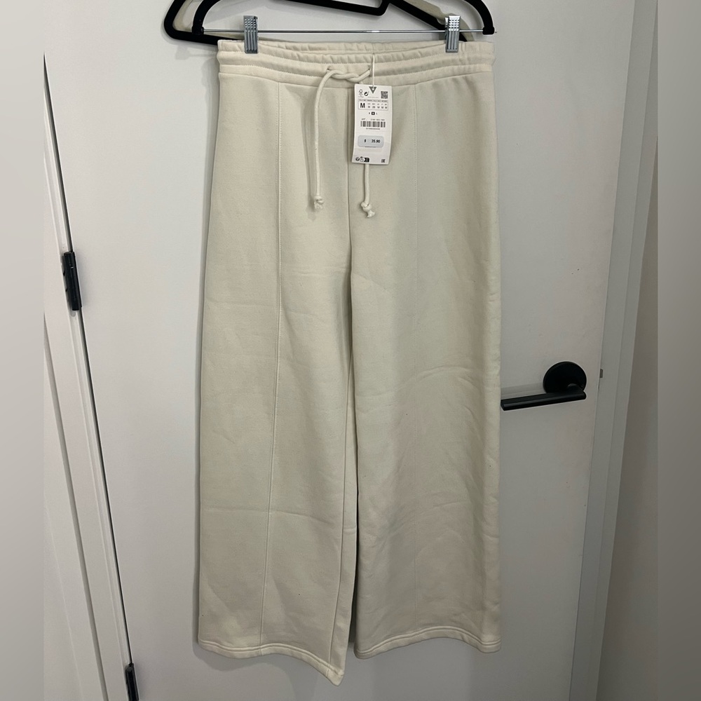 Cream Zara Sweatpants